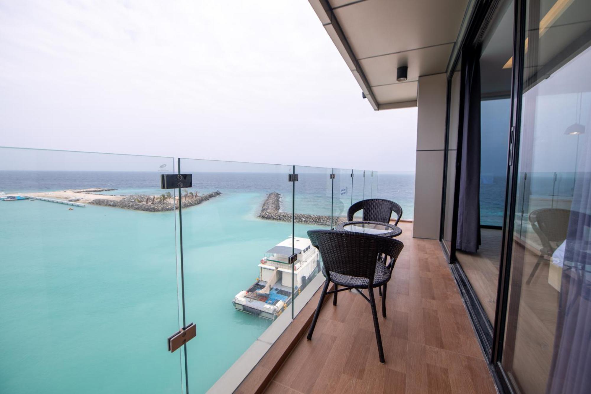 Swarn By Hawks Hotels Kamadhoo Exteriör bild
