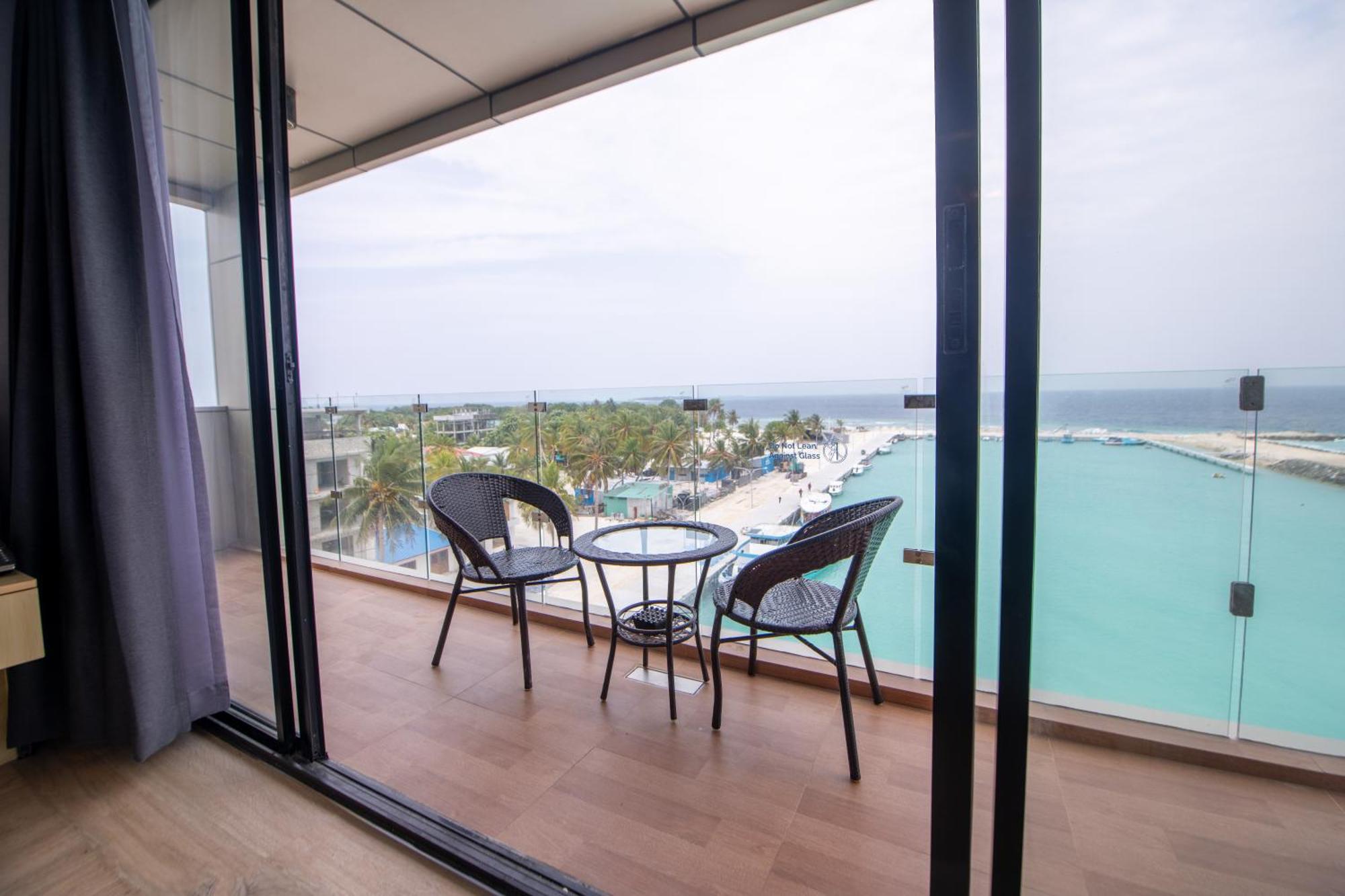 Swarn By Hawks Hotels Kamadhoo Exteriör bild