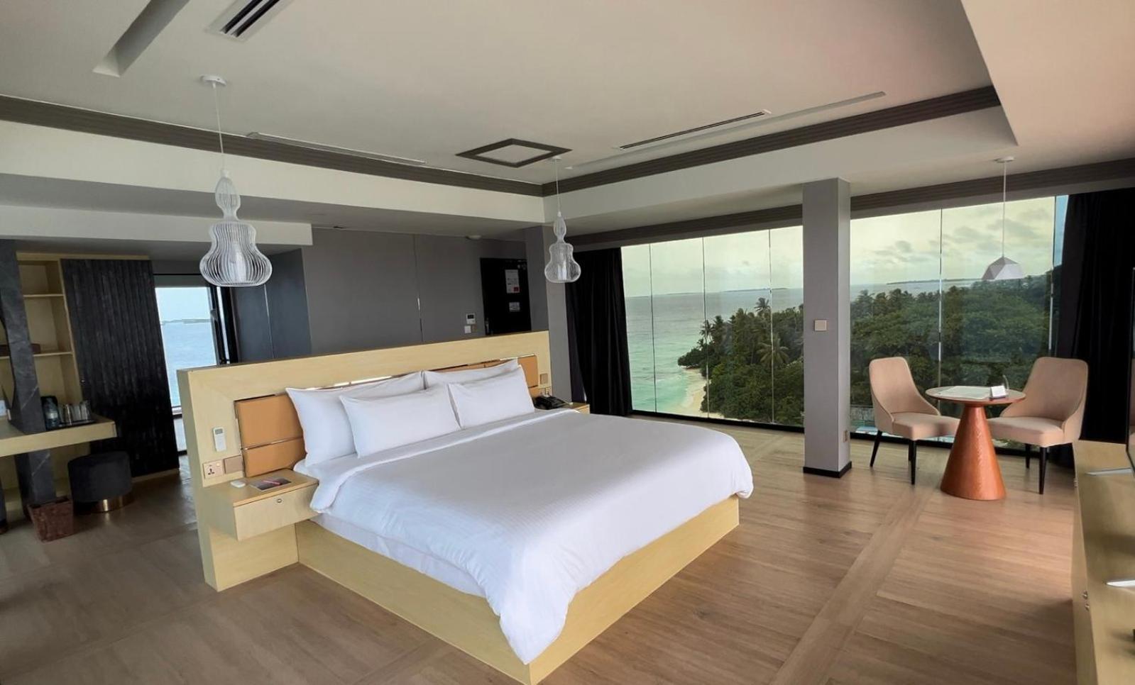 Swarn By Hawks Hotels Kamadhoo Exteriör bild